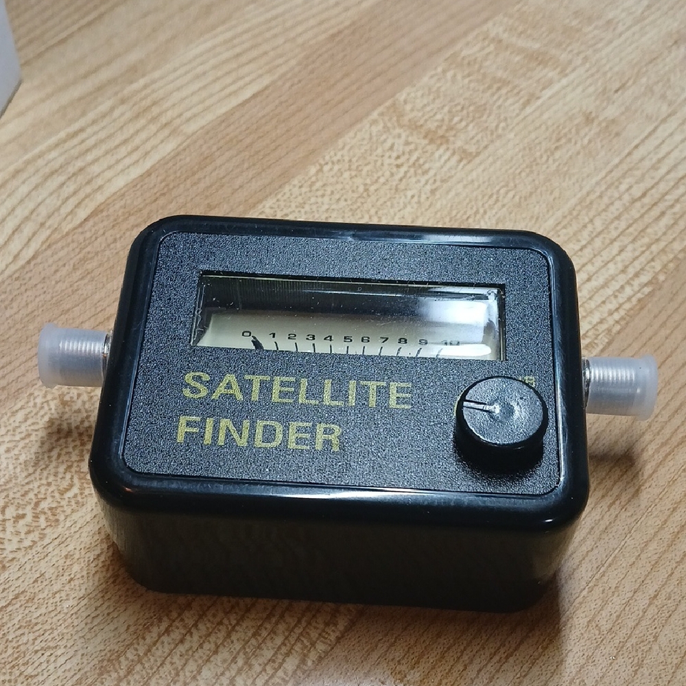 Black Satellite Finder